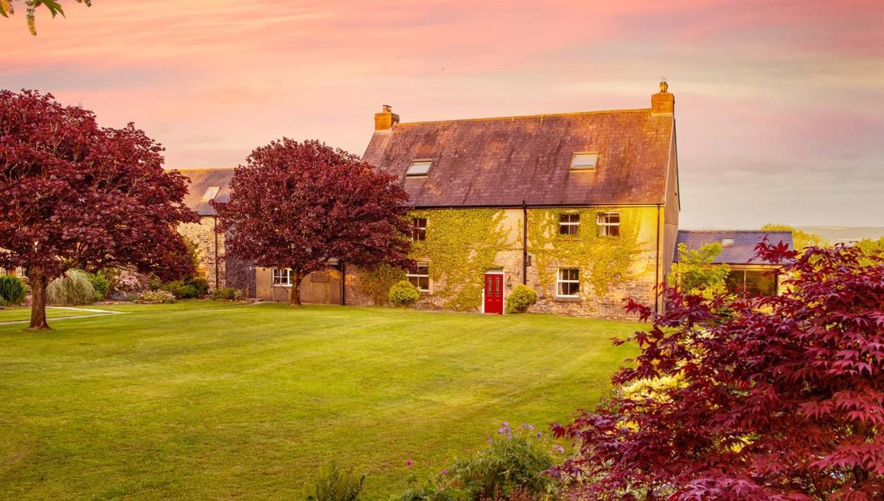 Kidwelly Farmhouse B&B المظهر الخارجي الصورة
